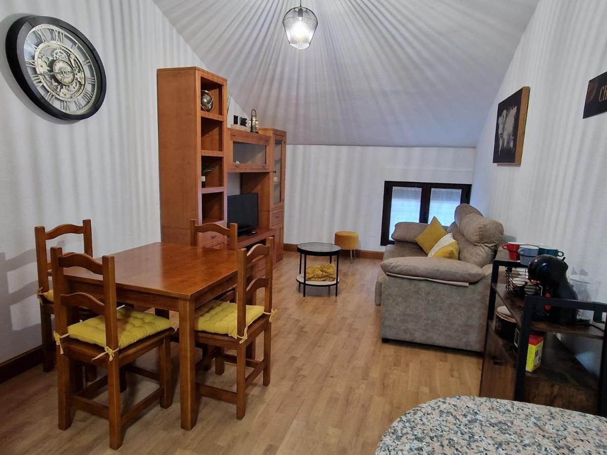 Vivienda Turistica Ibama2 Apartment ซิวดัด-โรดรีโก ภายนอก รูปภาพ